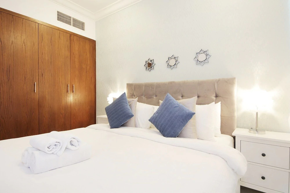 8 Boulevard Walk by New Arabian Holiday Homes