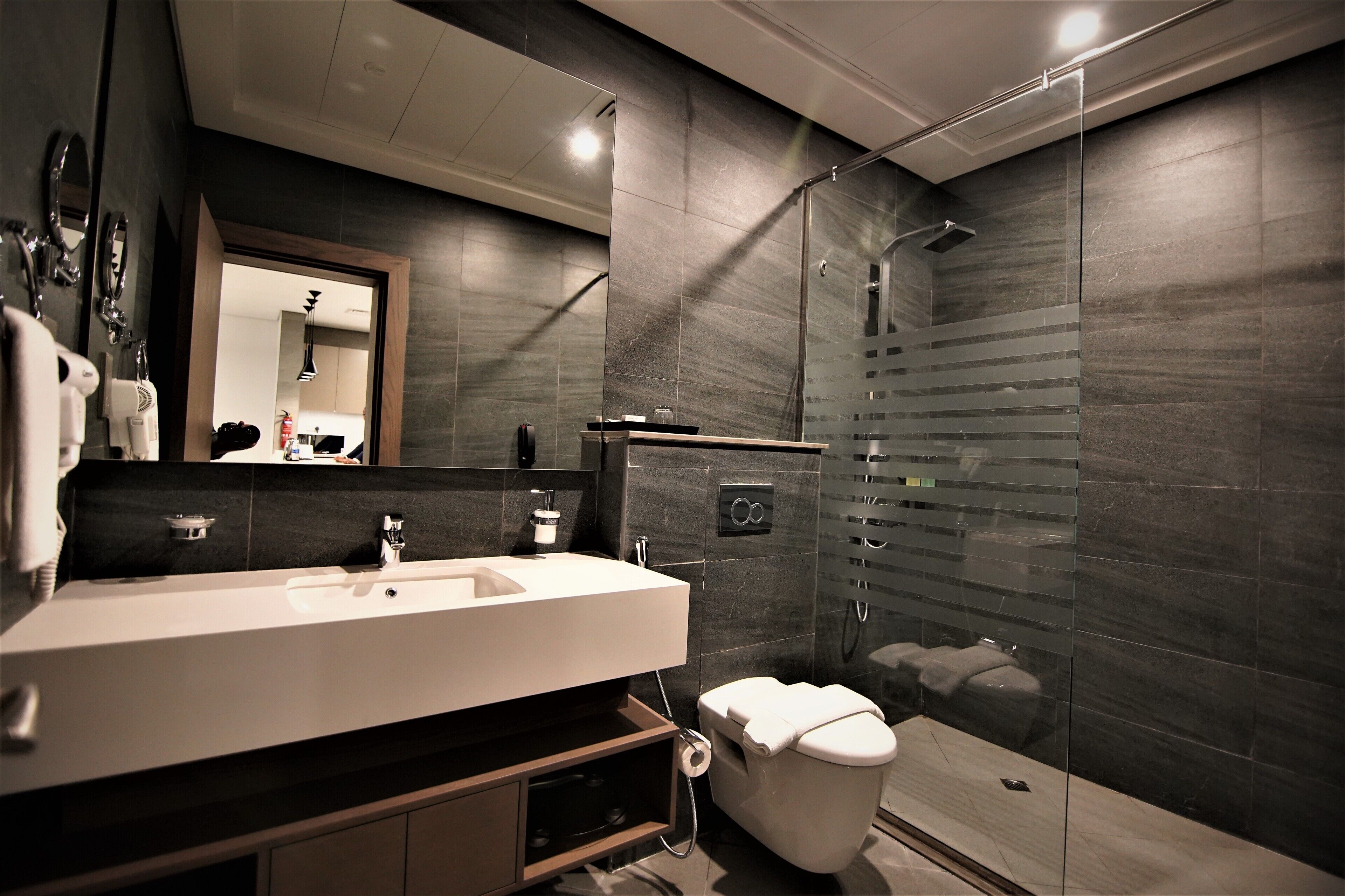 Abar Hotel Apartments