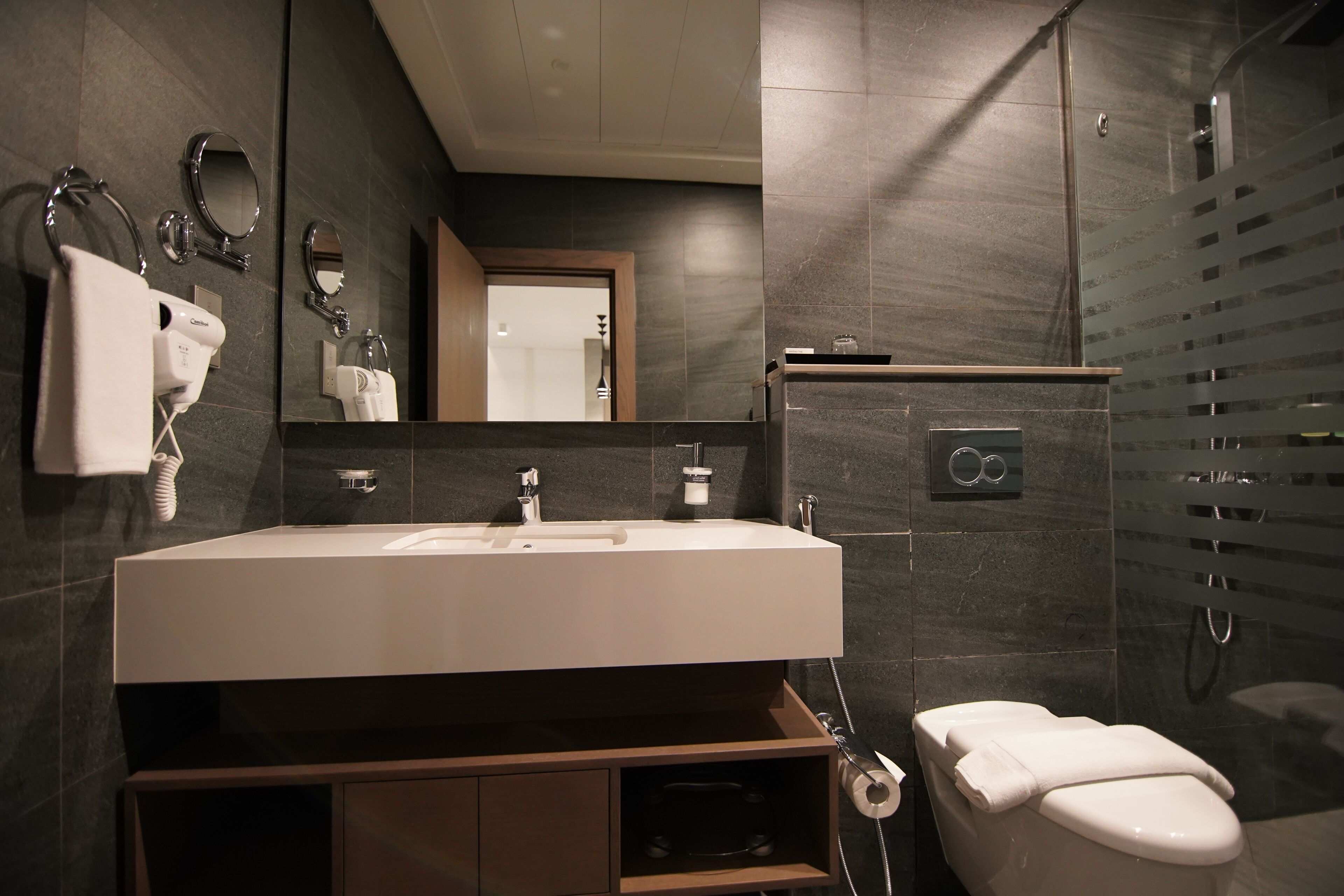 Abar Hotel Apartments