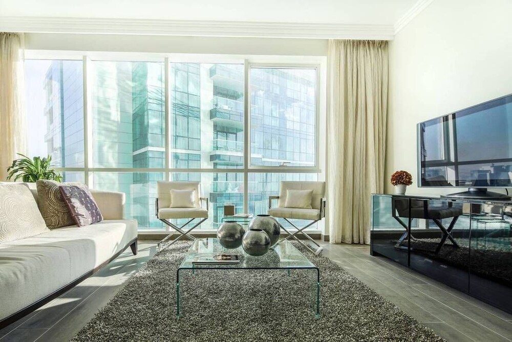Al Bateen Residence by Frank Porter