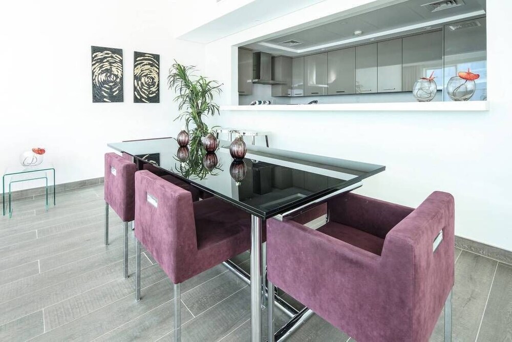 Al Bateen Residence by Frank Porter