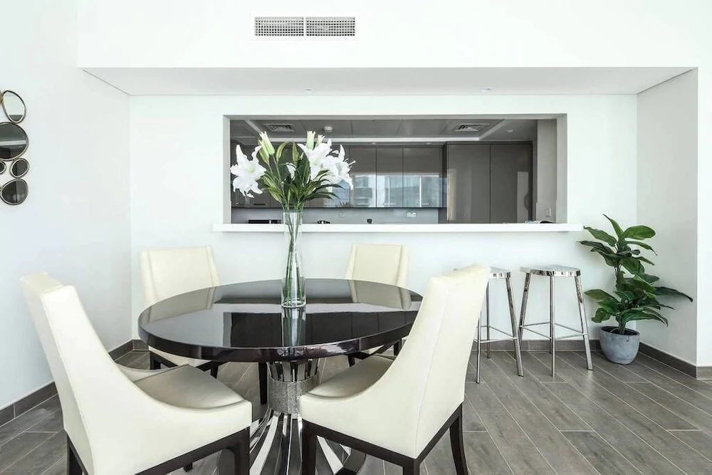 Al Bateen Residence by Frank Porter