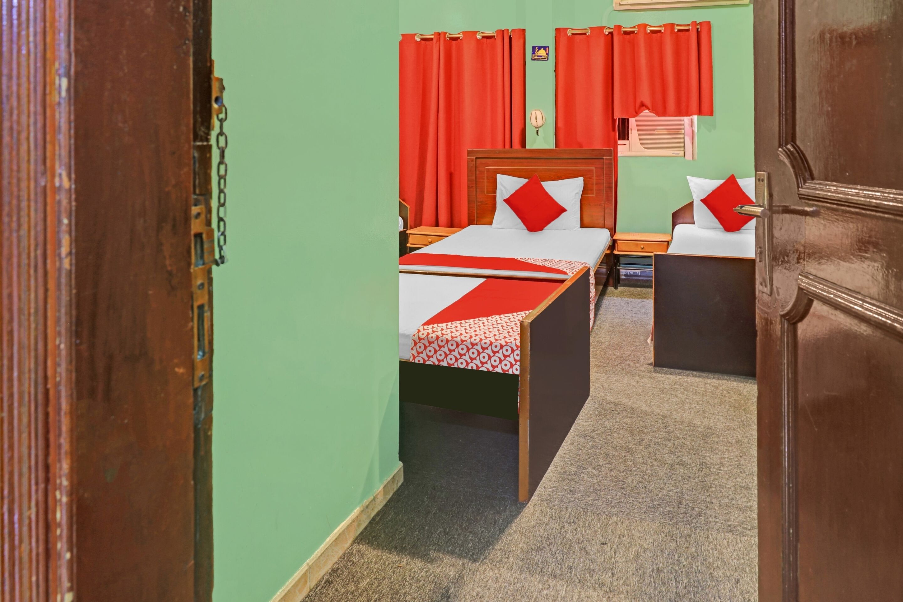 Al Karawan Hotel by OYO Rooms
