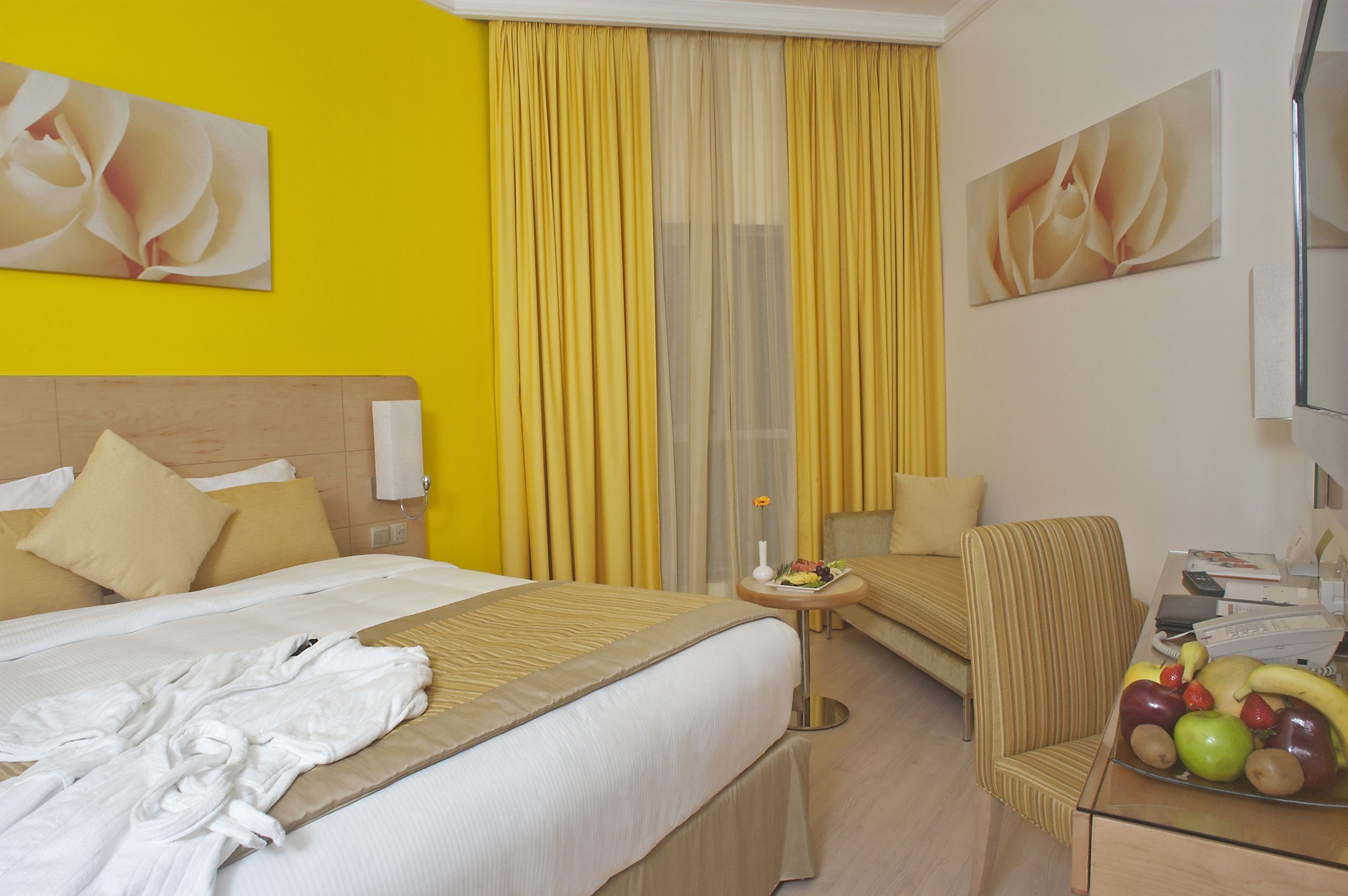 Al Khoory Executive Hotel