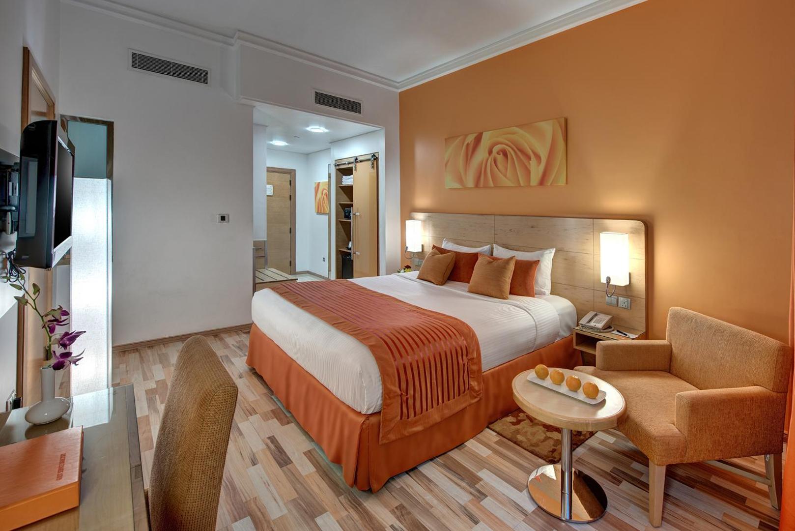 Al Khoory Executive Hotel