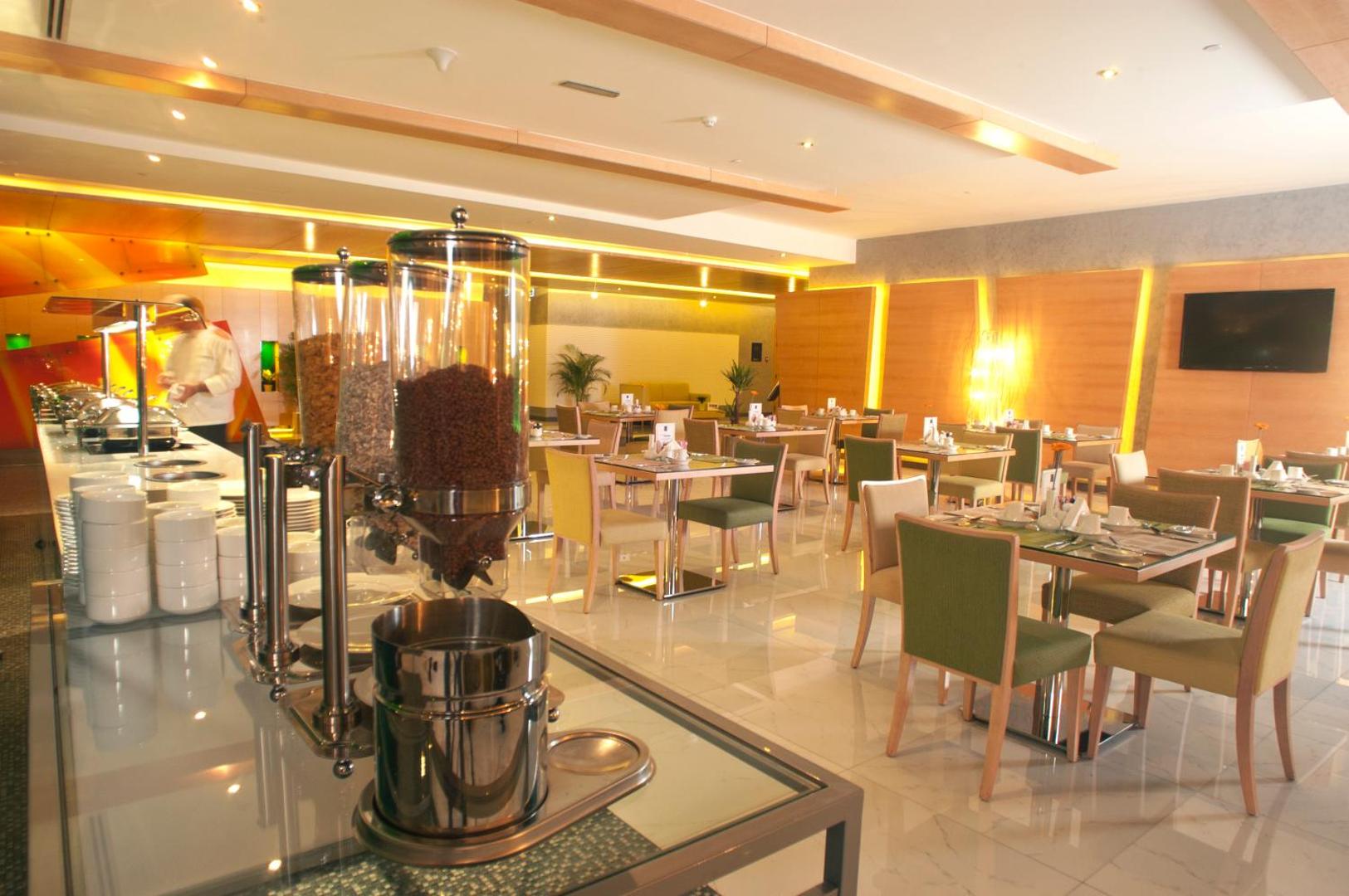 Al Khoory Executive Hotel