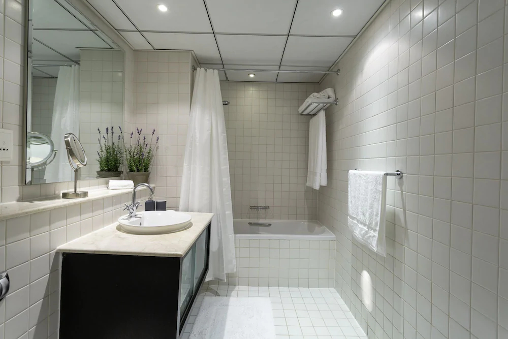 Al Majara Tower 3 by One Perfect Stay