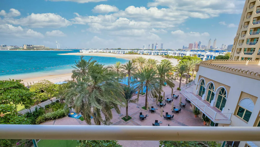 Al Nabat by LUX Holiday Home