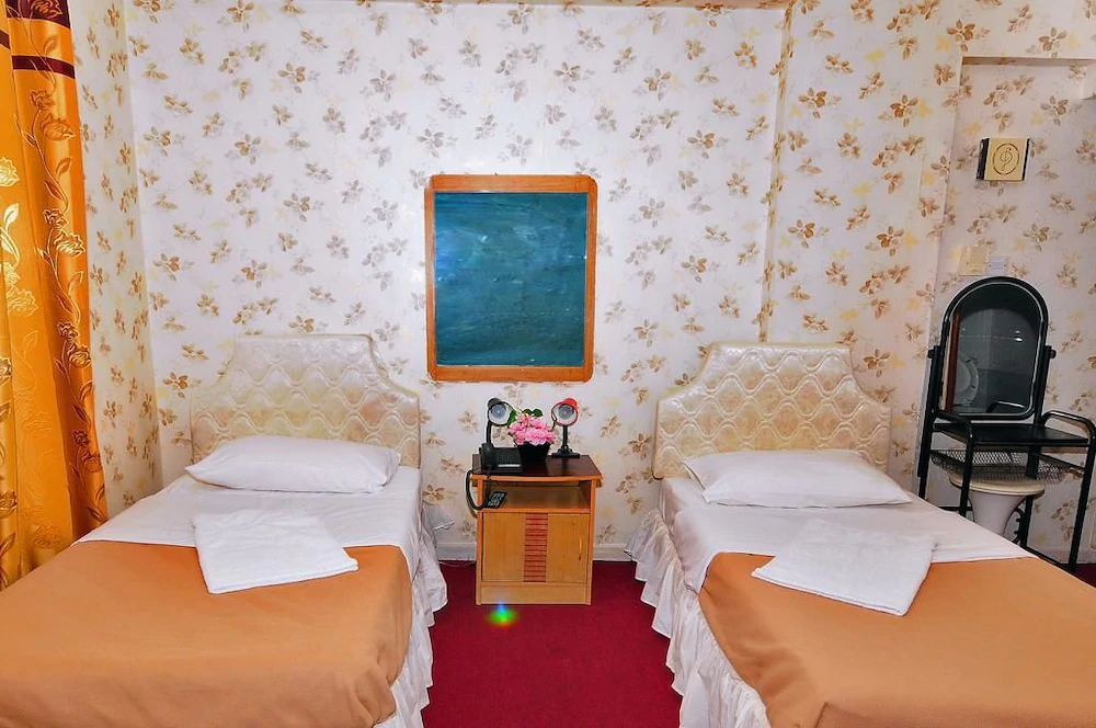 Al Qaid Hotel