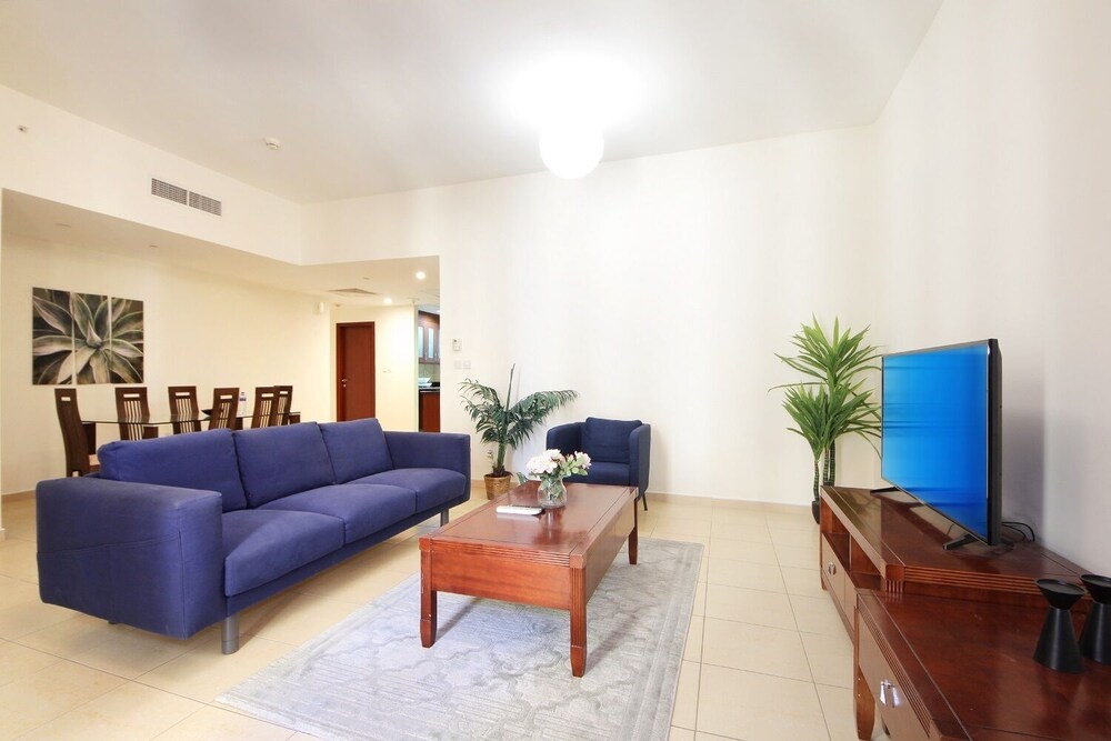 Sadaf 7 by New Arabian Holiday Homes
