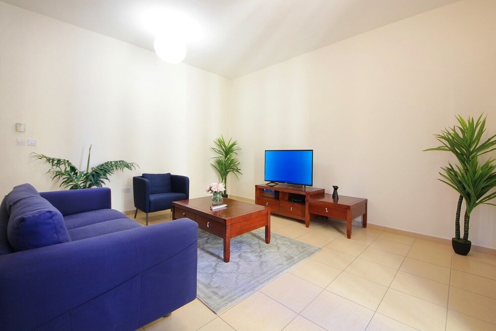 Sadaf 7 by New Arabian Holiday Homes