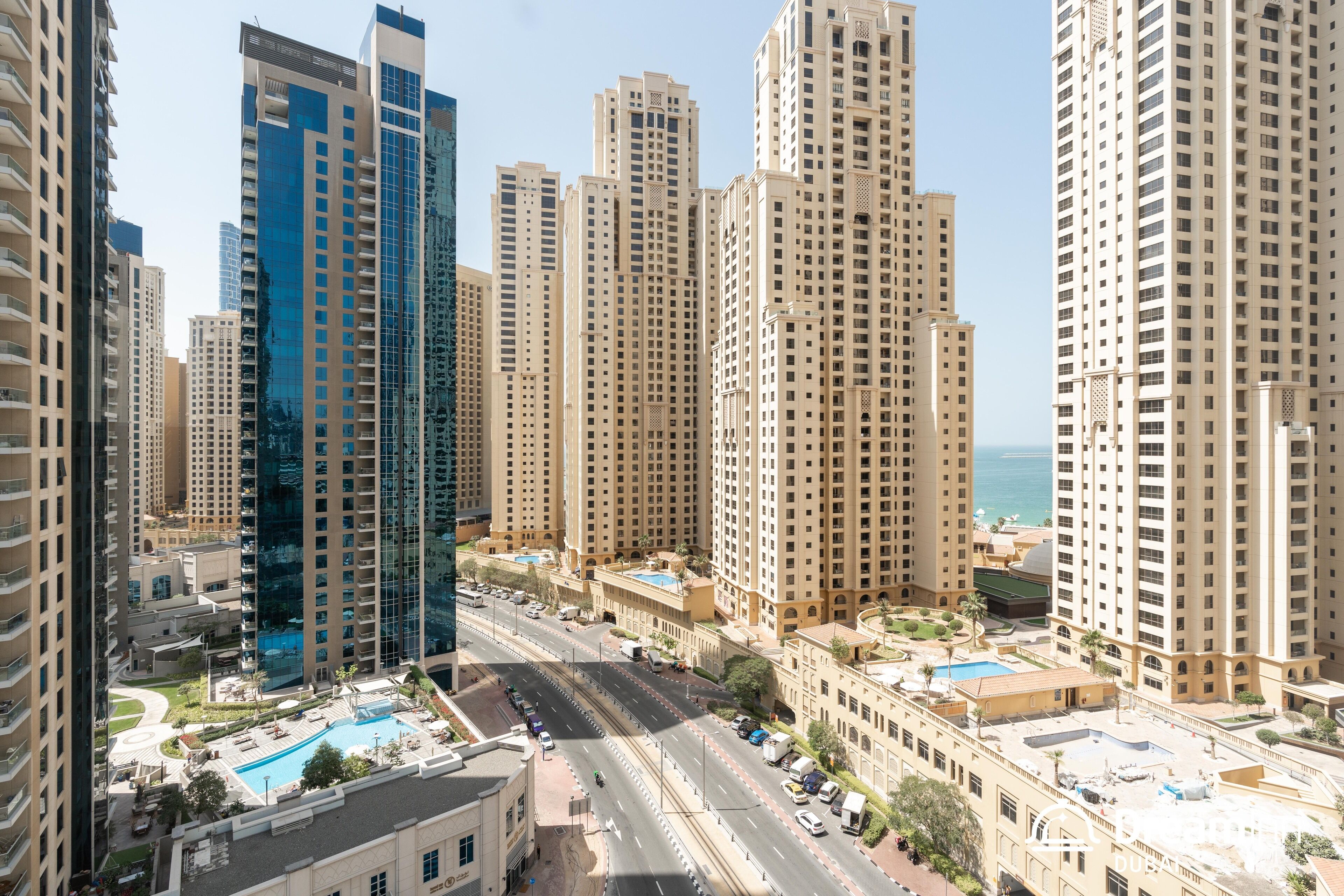 Al Sahab by Dream Inn Apartments