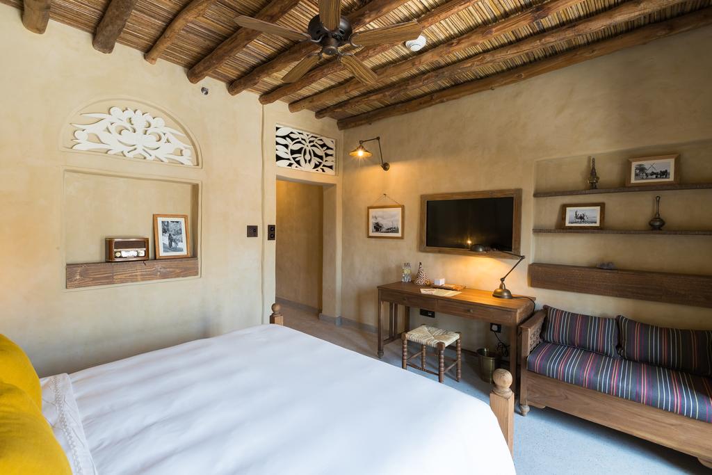 Al Seef Heritage Hotel Dubai, Curio Collection by Hilton