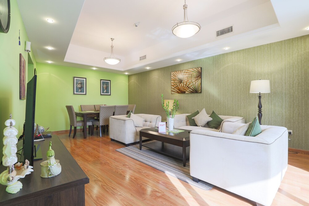 Al Waleed Paradise by OYO Rooms