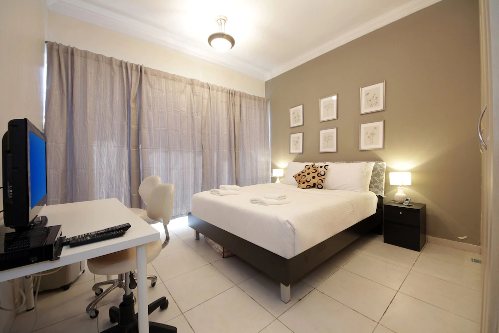 Al Waleed Paradise by Signature Holiday Home