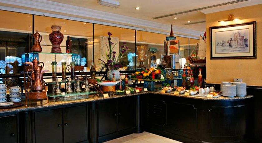 Arabian Courtyard Hotel & Spa