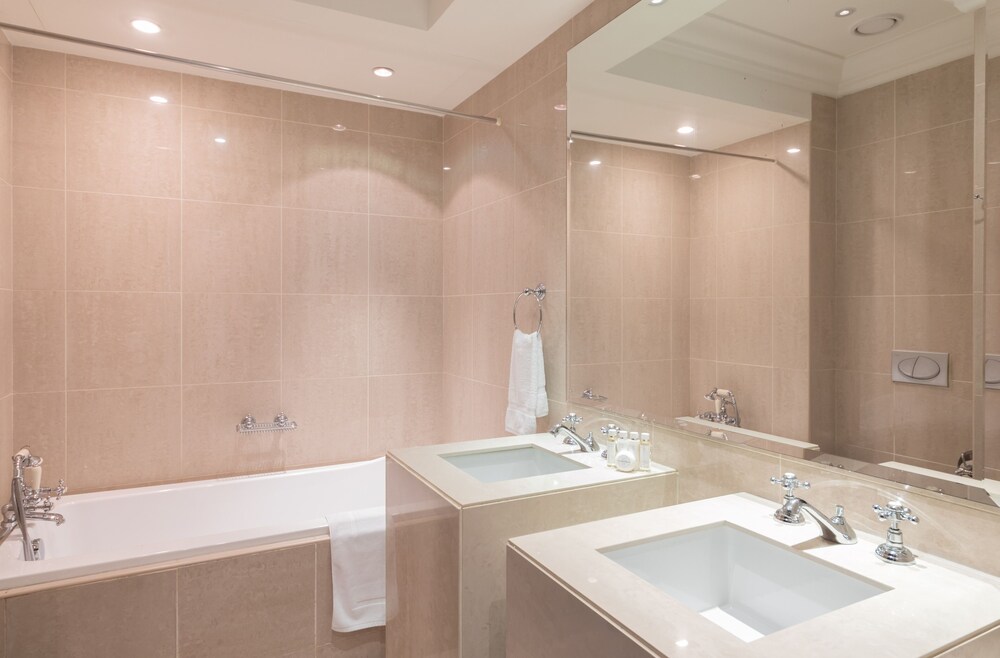 Attareen Residences by Maison Privee