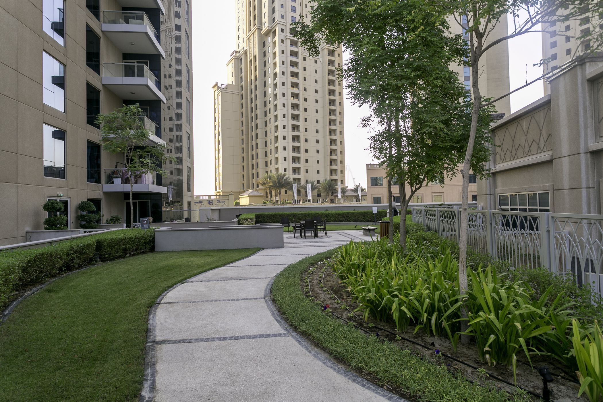 Aurora Tower by One Perfect Stay