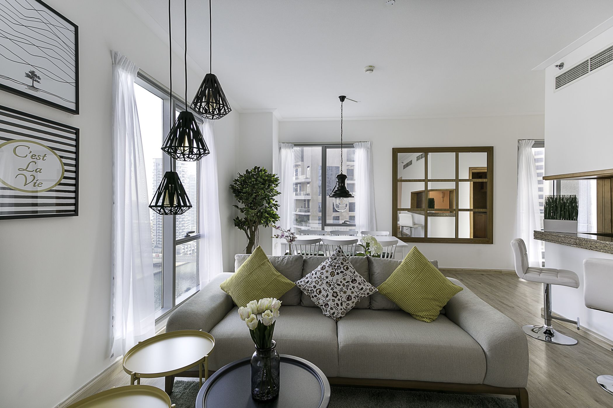 Aurora Tower by One Perfect Stay
