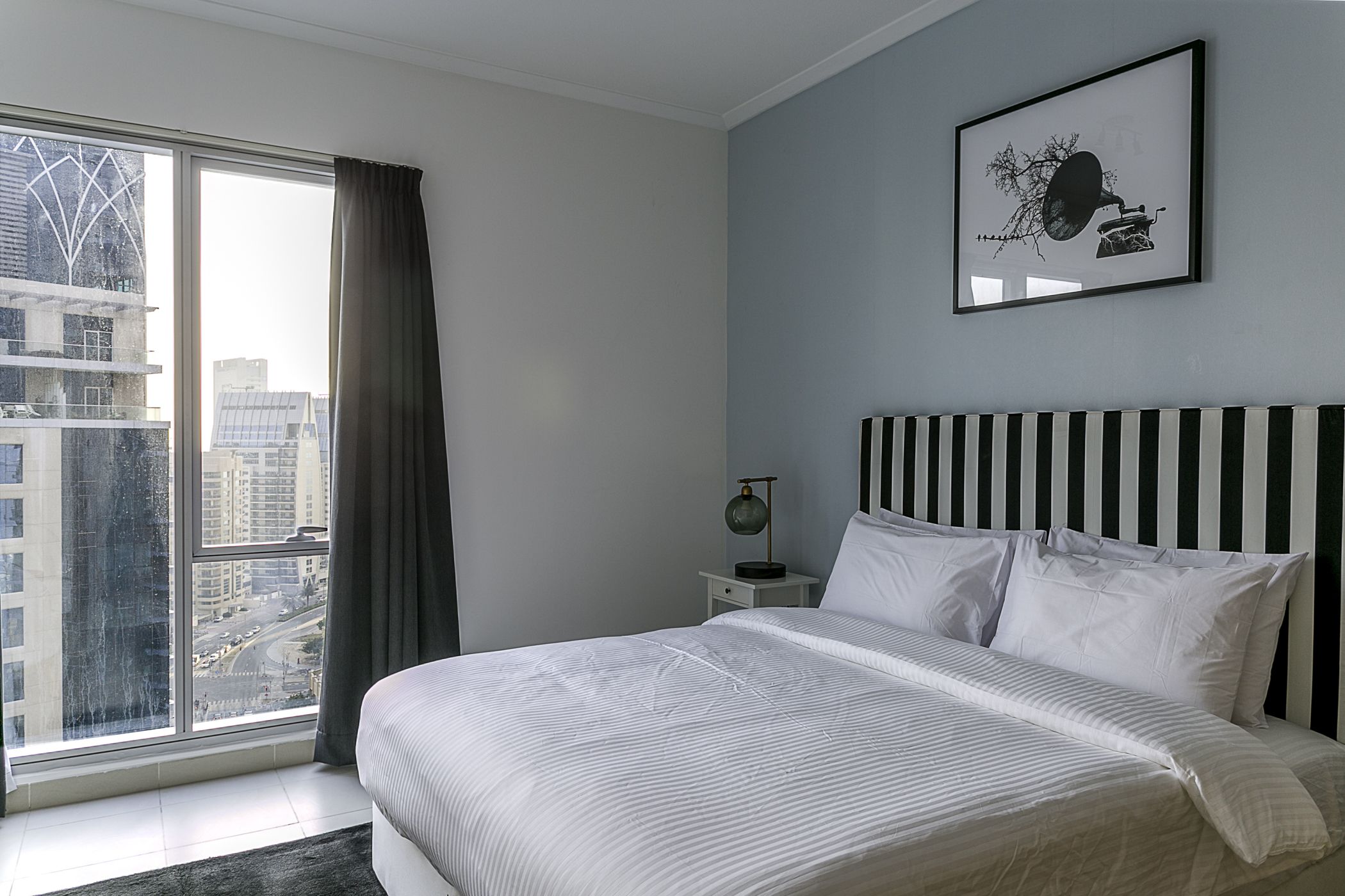 Aurora Tower by One Perfect Stay