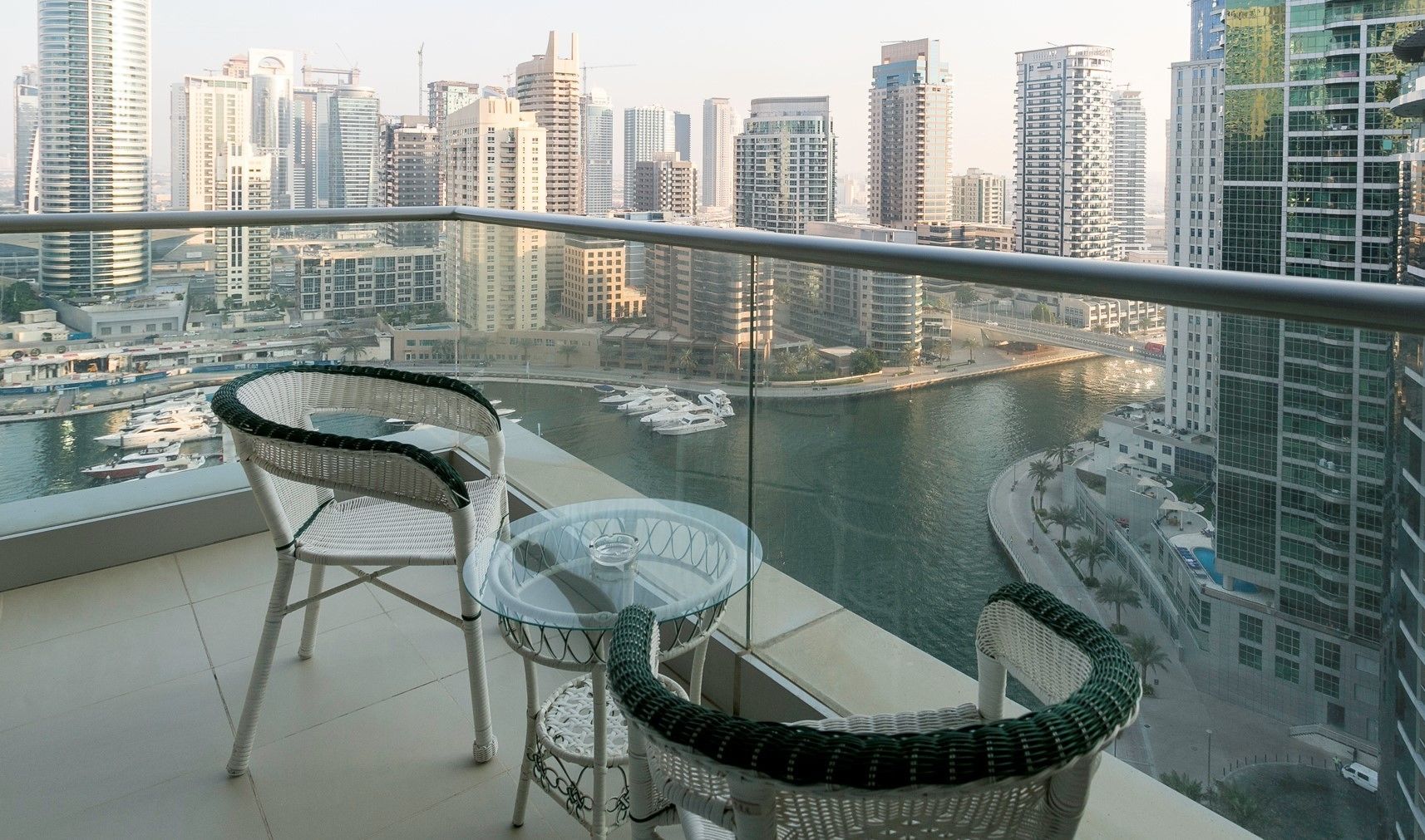 Aurora Tower by One Perfect Stay
