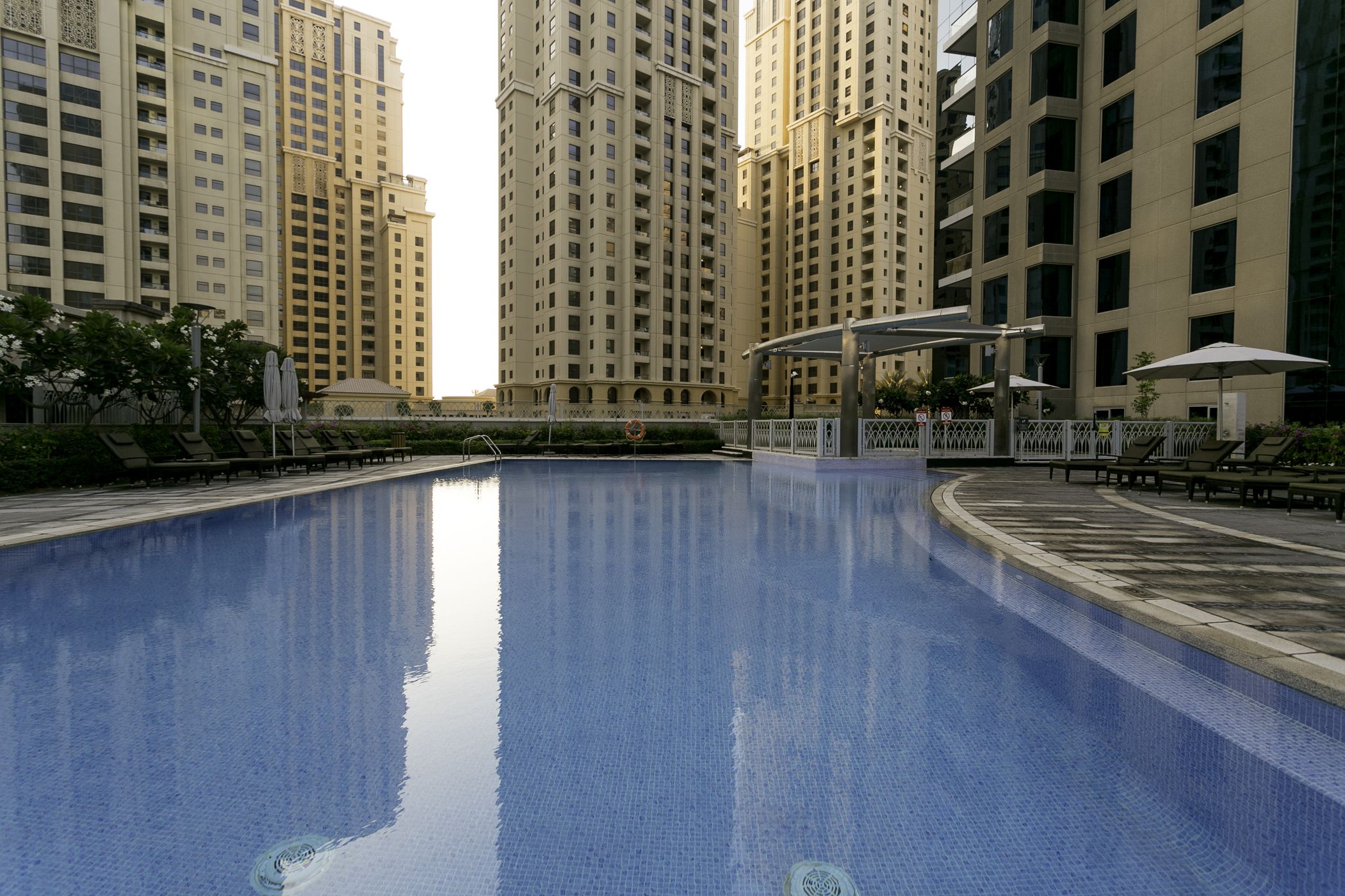 Aurora Tower by One Perfect Stay