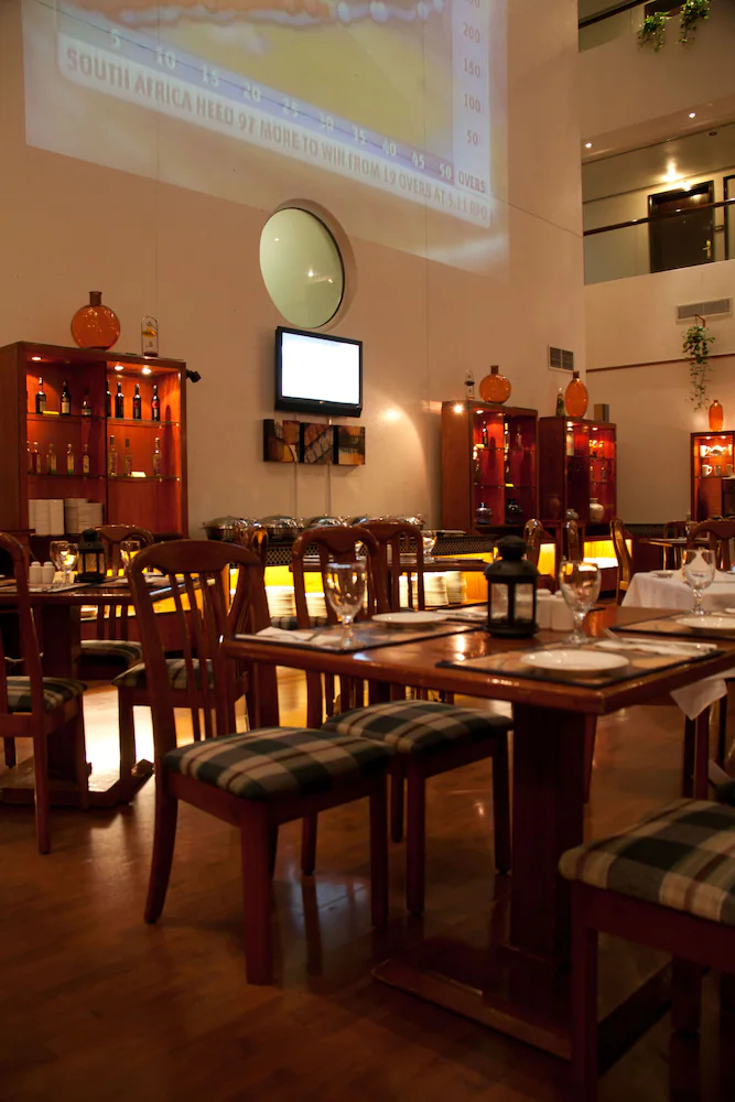 Aravi Hotel