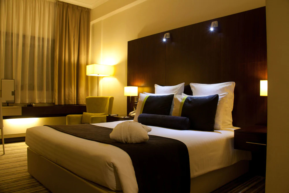 Aravi Hotel