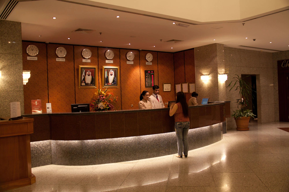 Aravi Hotel