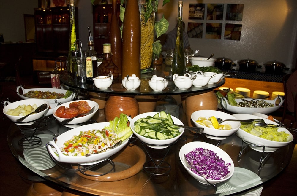 Aravi Hotel