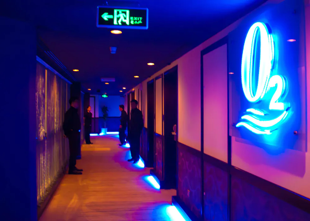 Aravi Hotel