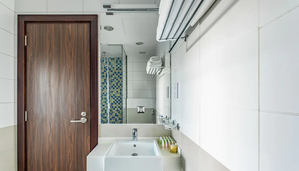 Azure Residence by LUX Holiday Home
