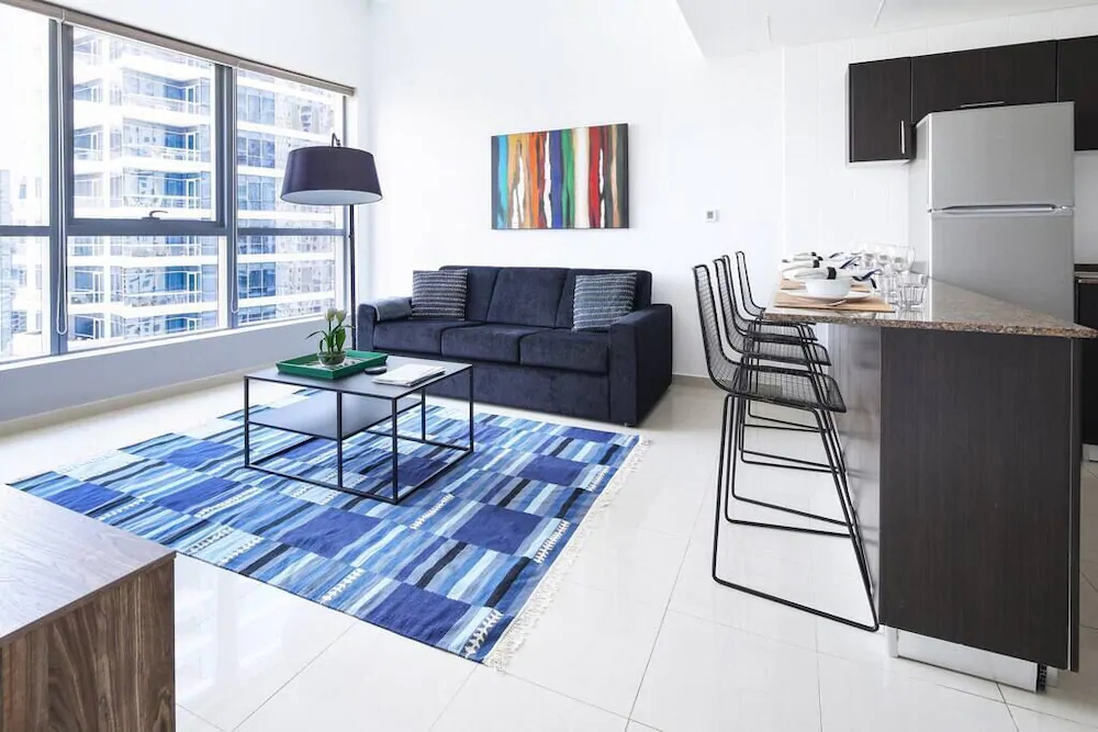 Bay Central 1 by Frank Porter