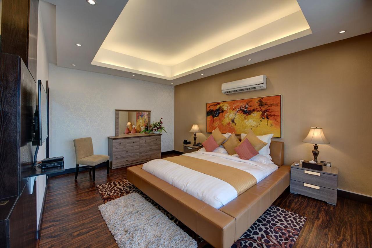 Beach Hotel Apartment