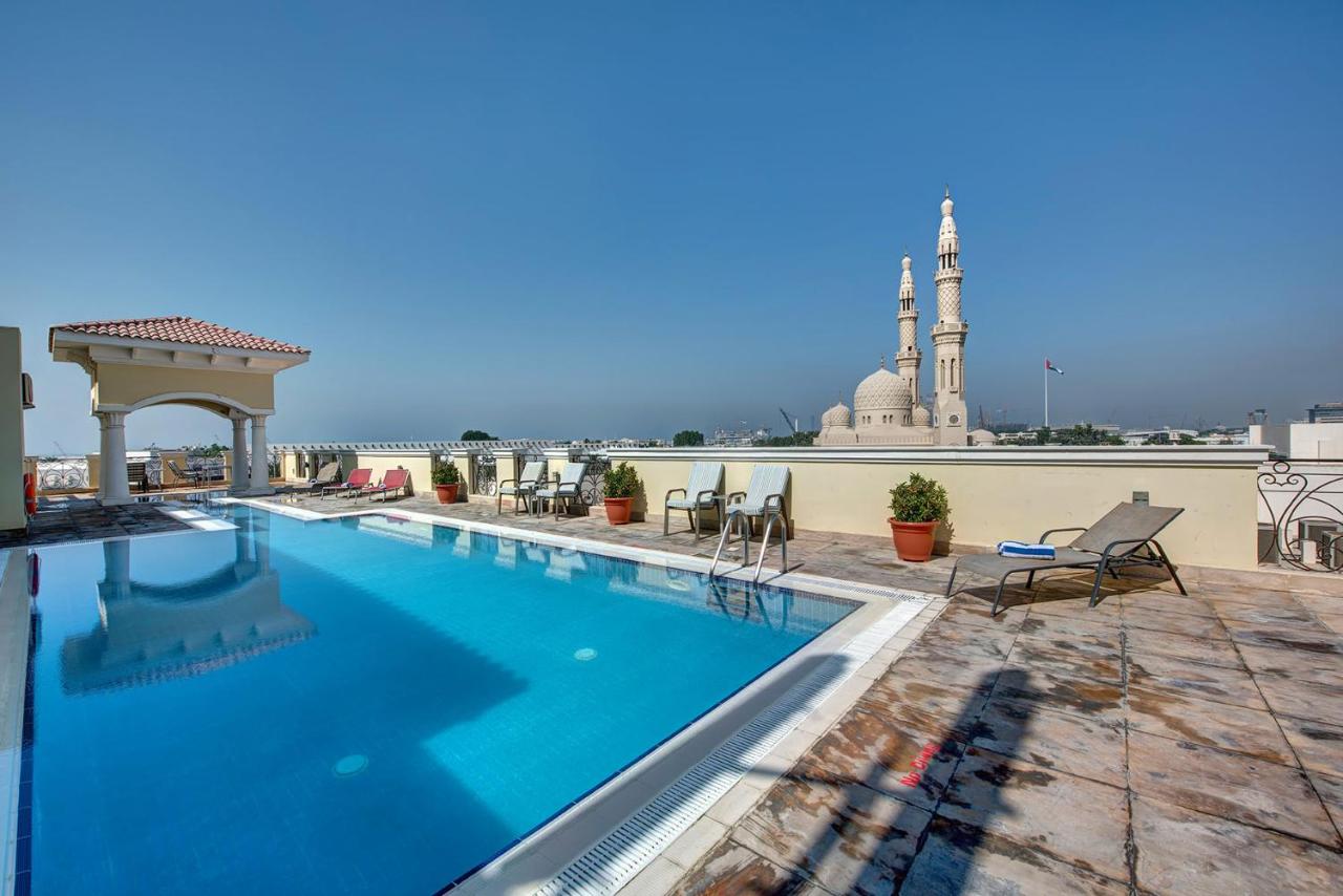 Beach Hotel Apartment