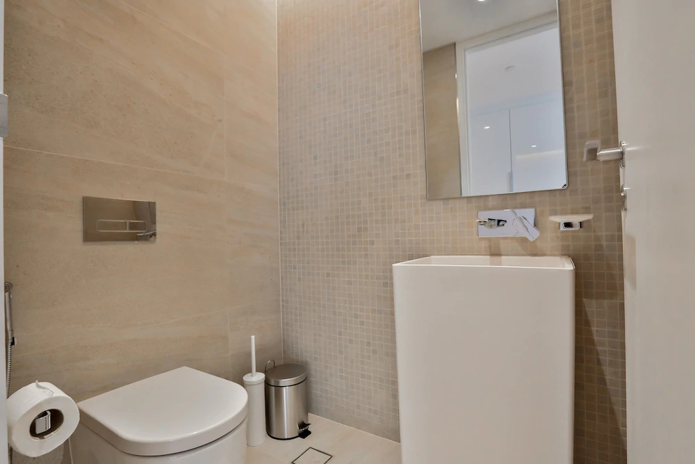 Blue Waters Building 4 by Driven Holiday Homes