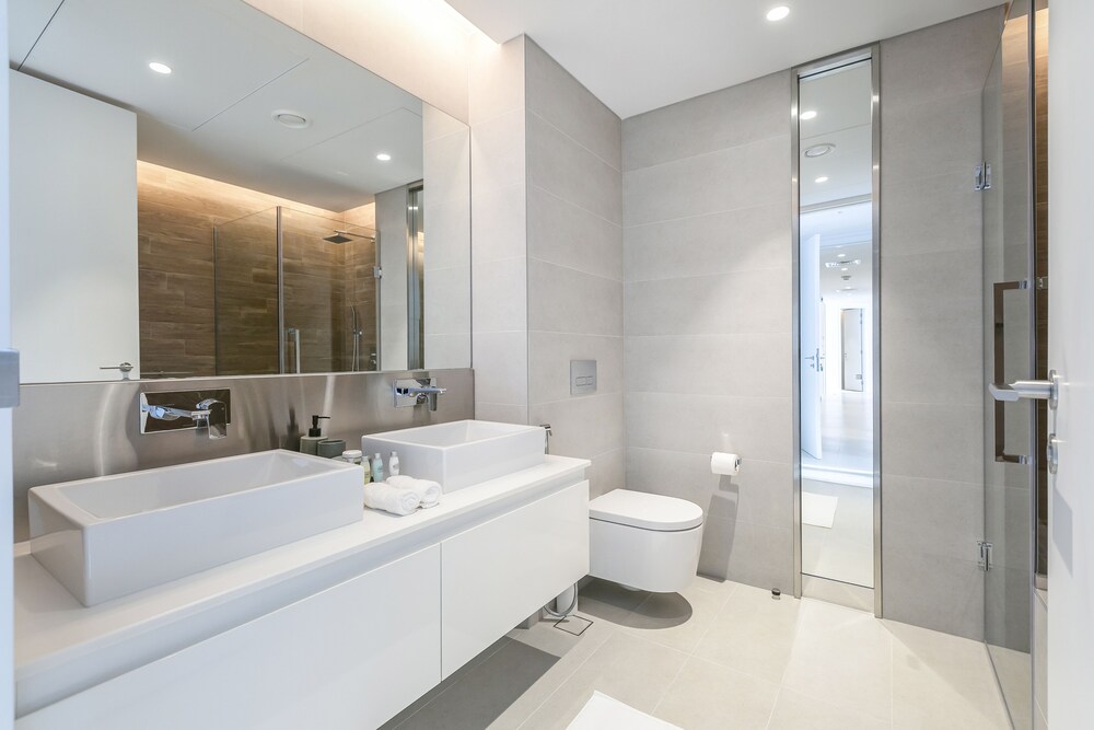 Blue Waters Building 4 by Driven Holiday Homes
