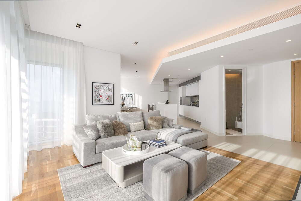 Blue Waters Building 4 by Driven Holiday Homes