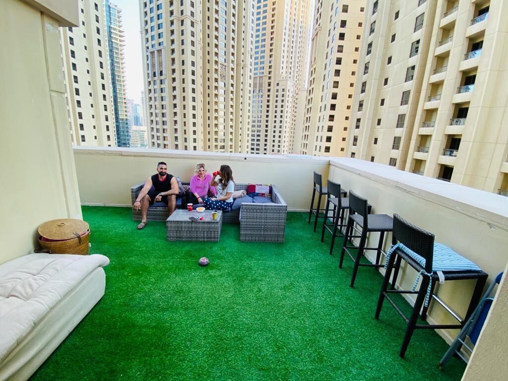 Bollywood Beach Hostel