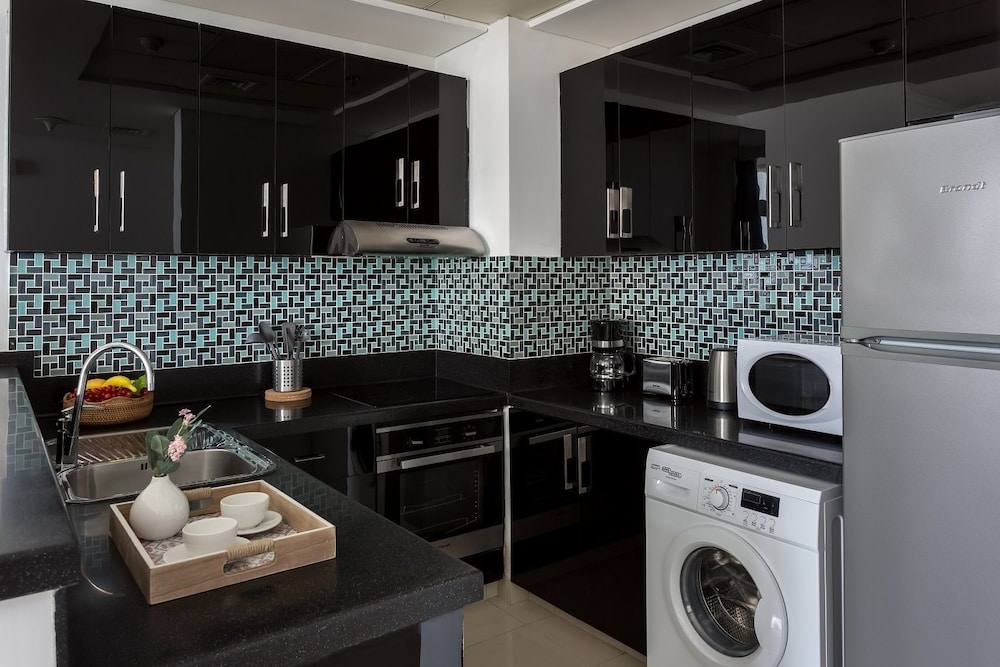 Botanica Tower by Hi Guests Vacation Homes