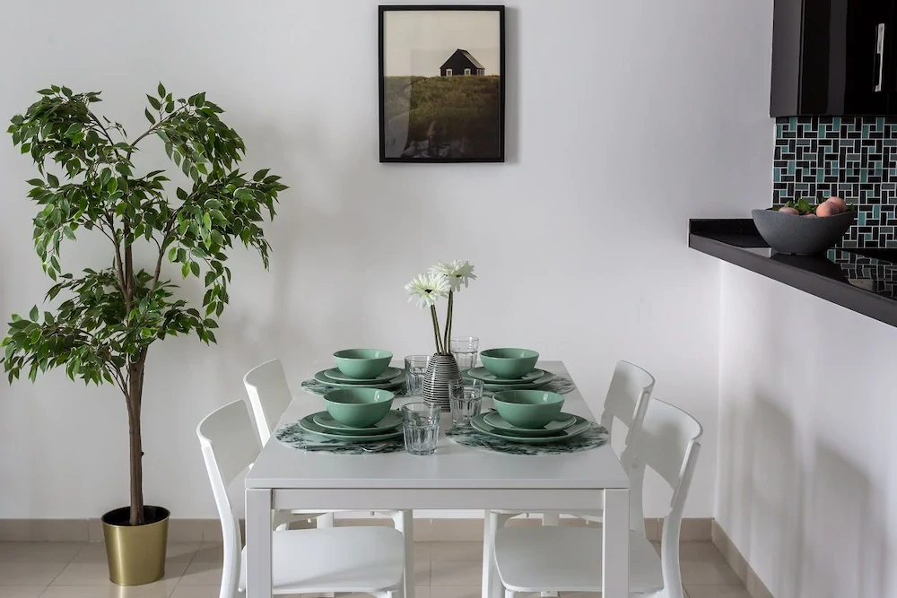 Botanica Tower by Hi Guests Vacation Homes