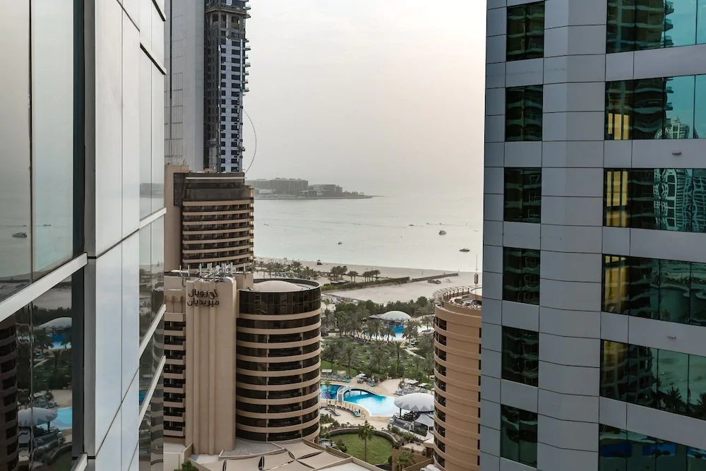 Botanica Tower by Hi Guests Vacation Homes