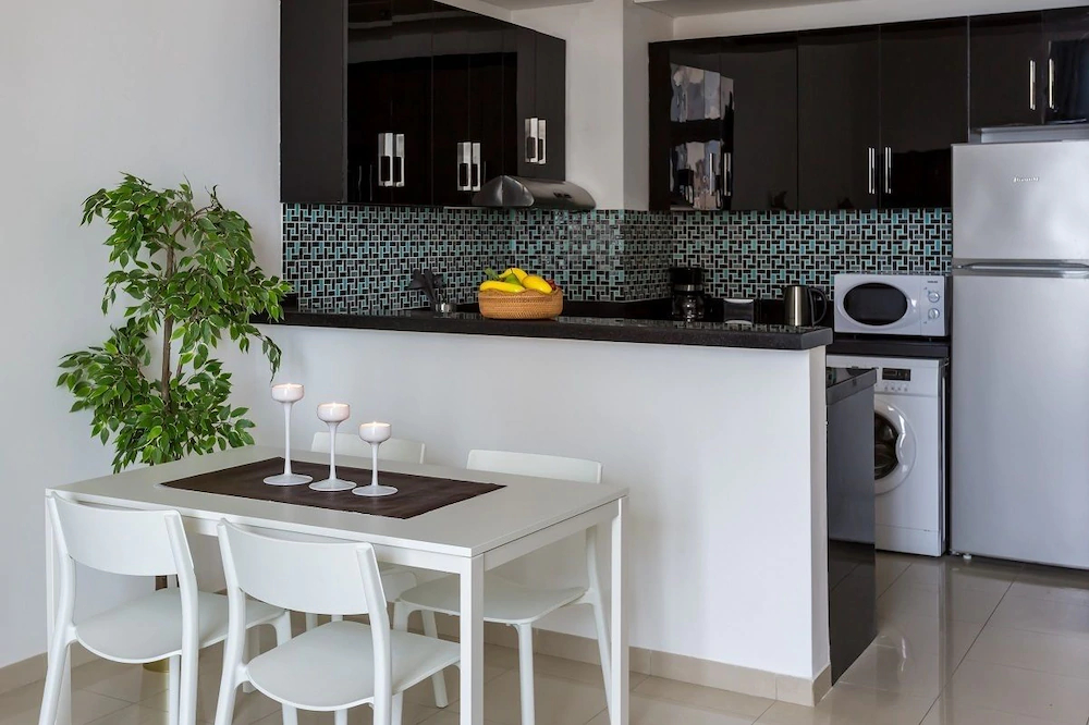 Botanica Tower by Hi Guests Vacation Homes