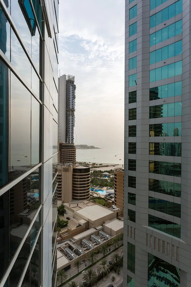 Botanica Tower by Hi Guests Vacation Homes
