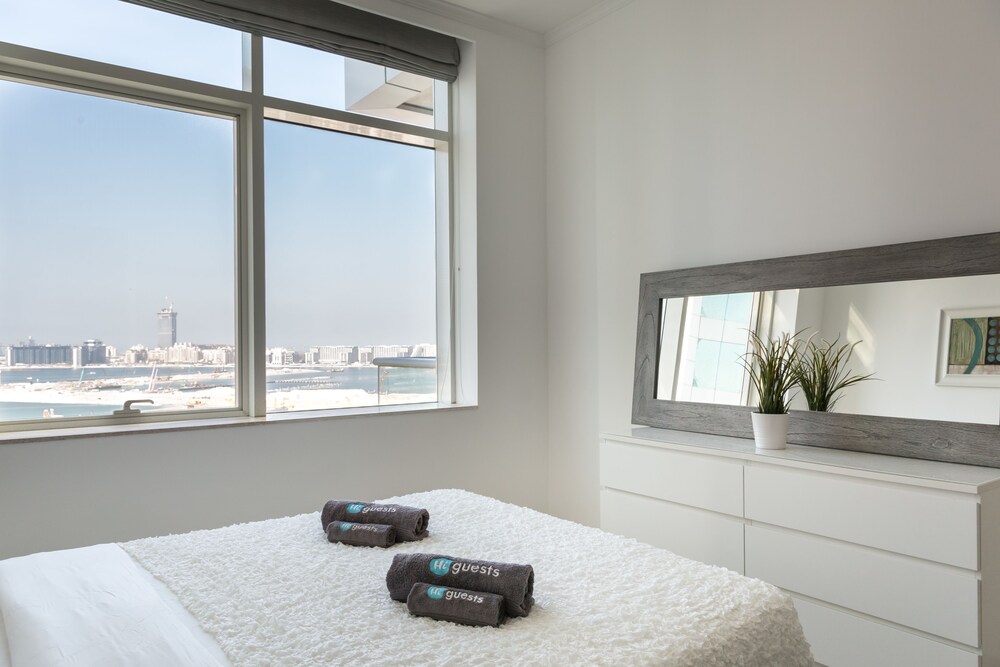 Botanica Tower by Hi Guests Vacation Homes
