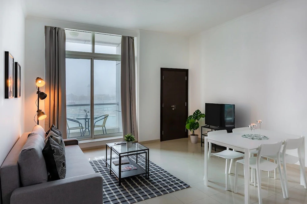 Botanica Tower by Hi Guests Vacation Homes