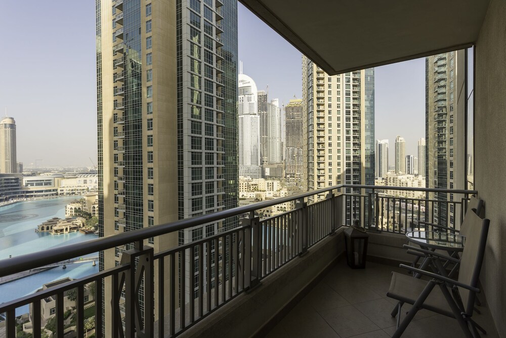 Boulevard Central Tower by One Perfect Stay