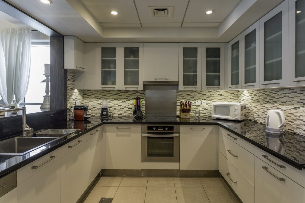 Boulevard Central Tower by One Perfect Stay
