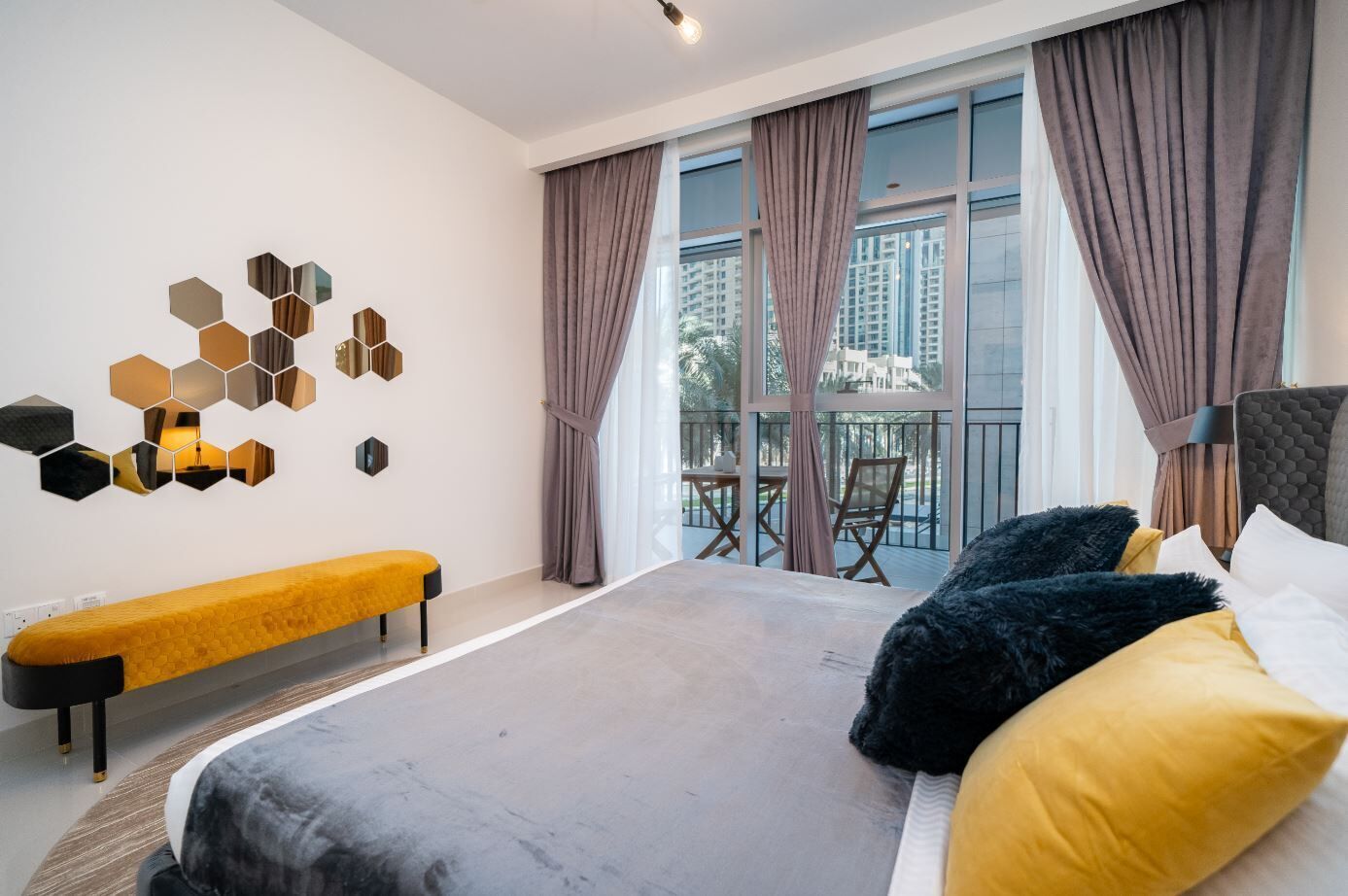 Boulevard Crescent by HiGuests Vacation Homes