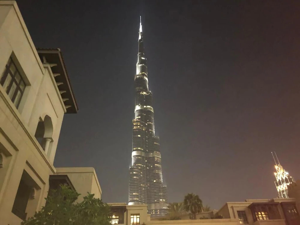 Burj Residence 7 by Bnbme